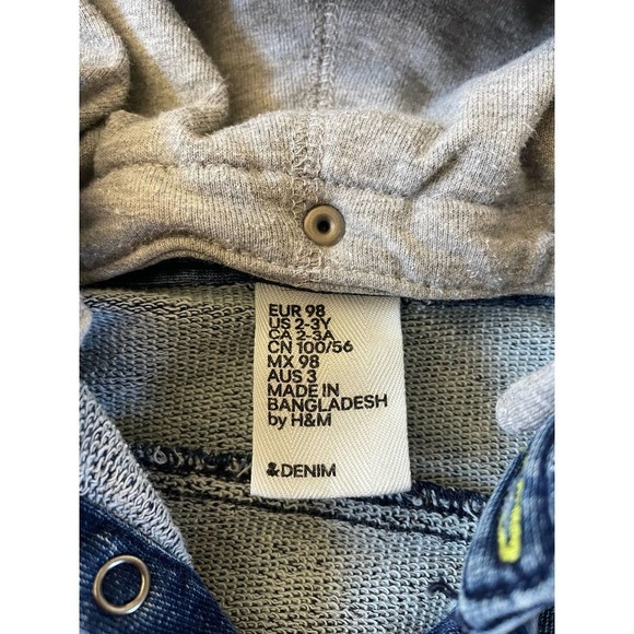 H&M Gray Hoodie Chambray - Picture 2 of 3